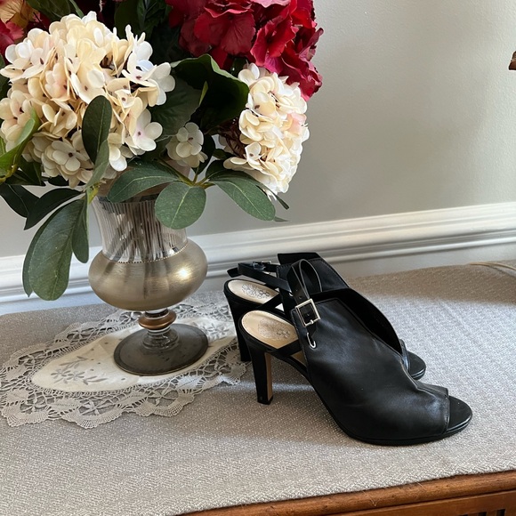Vince Camuto Black Women's Heeled Sandals - Picture 1 of 4